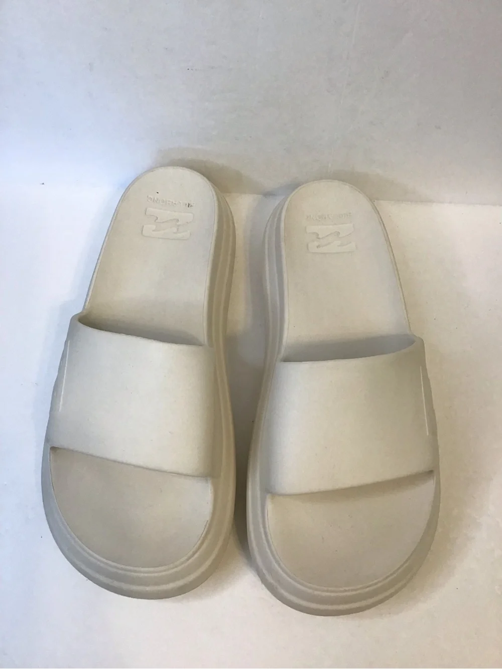 Billabong Men's Off-White/Ivory Slide Cloud Platform Sandals Wave Logo 9
